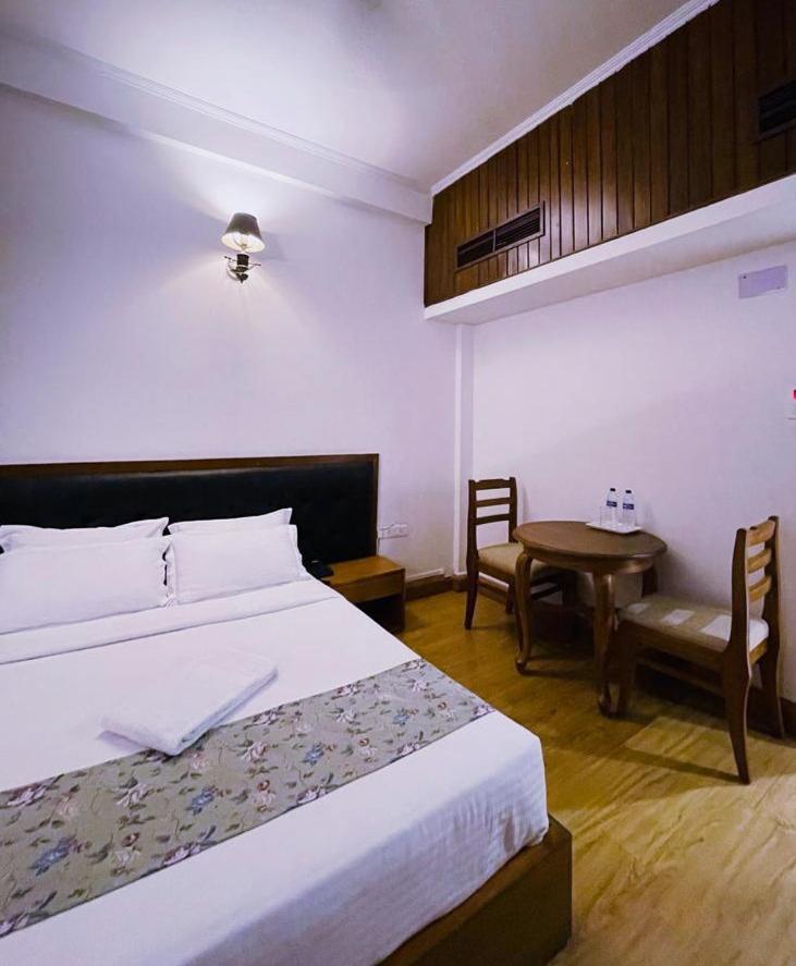 Hotel Tragopan Dimāpur 외부 사진