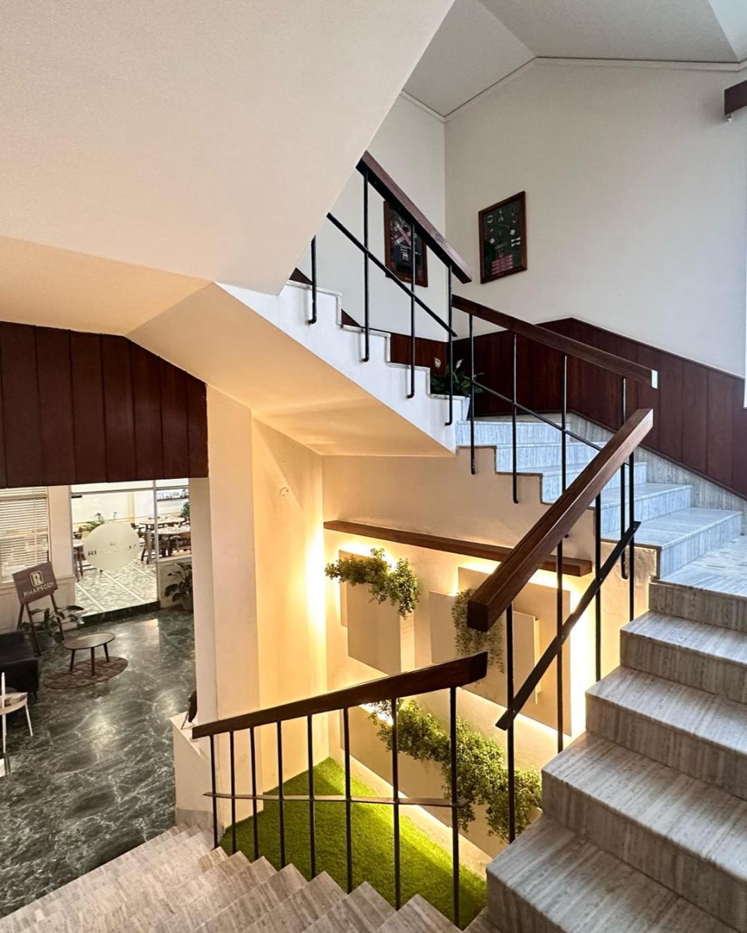 Hotel Tragopan Dimāpur 외부 사진